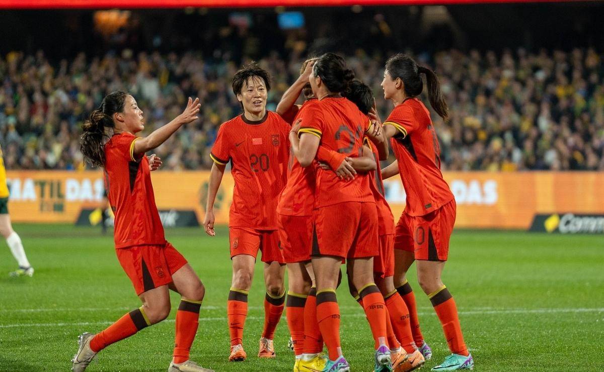 关于中国女足队员在比赛中展现实力,为国争光的信息 关于中国女足队员在比赛中展现实力,为国争光的信息