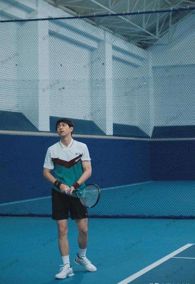 深圳队球员表现抢眼，备受瞩目的简单介绍